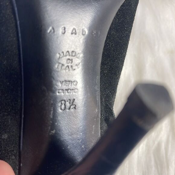 Casadei Black Suede Brogue Chain Detail Heels Sz 8.5 - Picture 5 of 6